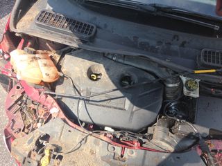 2014 Ford Escape SE - Engine Compartment Image